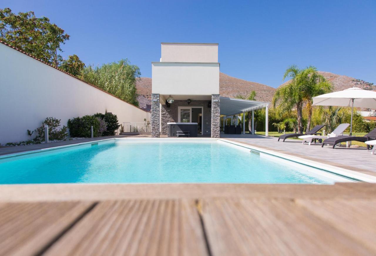Luxury Villa Spa Mondello Exteriör bild