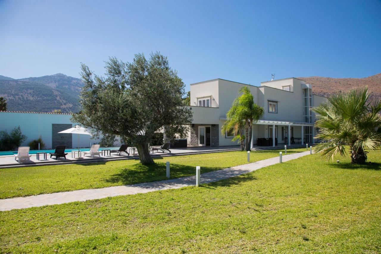 Luxury Villa Spa Mondello Exteriör bild