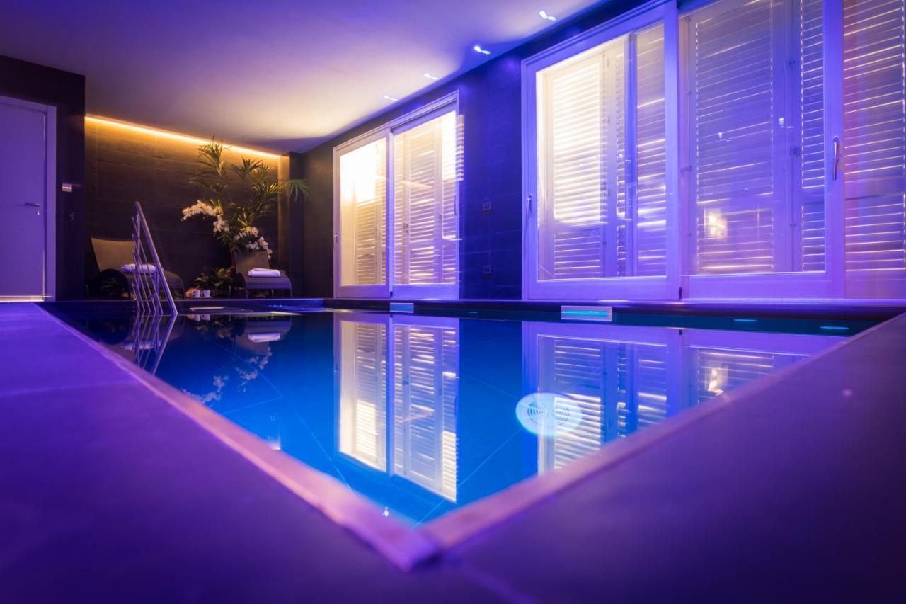 Luxury Villa Spa Mondello Exteriör bild
